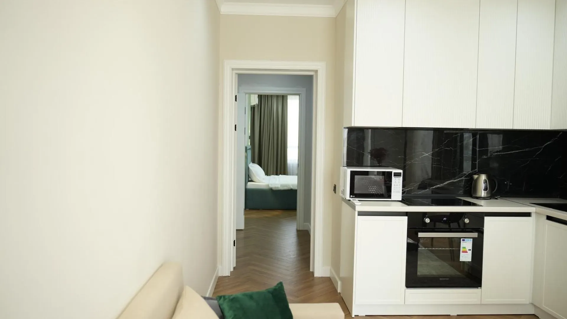 Lux Apartment На Абая Жк Lake Town Alma-Ata