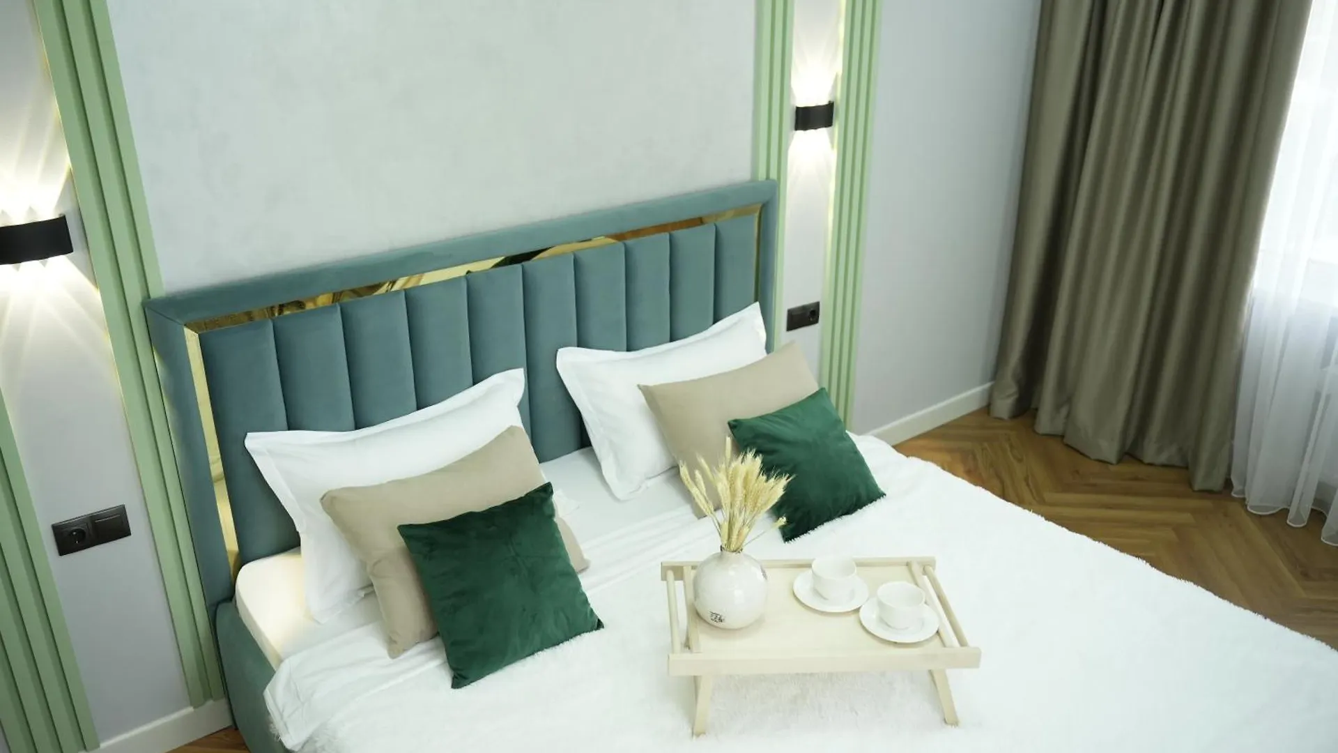 Lux Apartment На Абая Жк Lake Town Alma-Ata